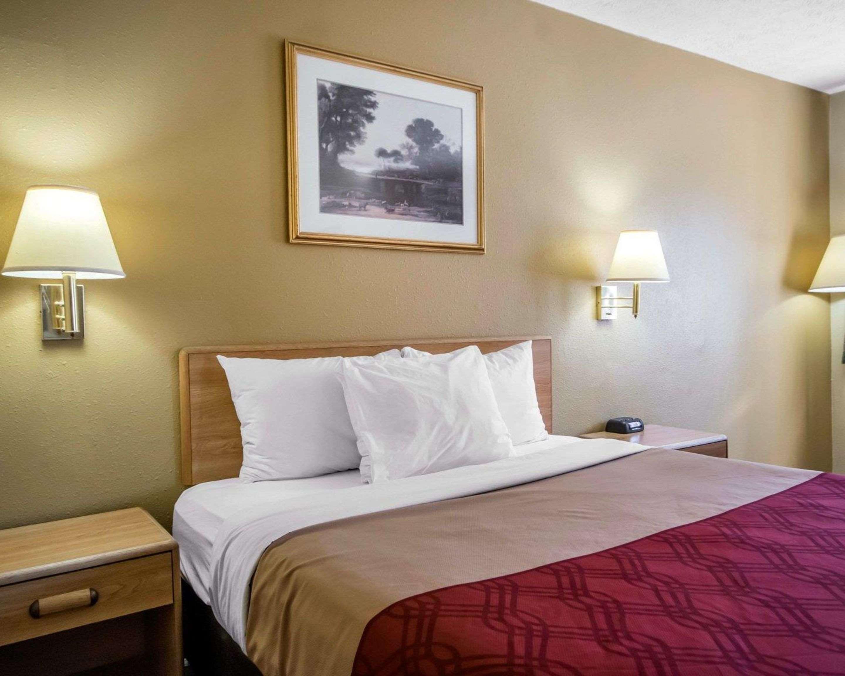 Econo Lodge Erlanger - Cincinnati Airport מראה חיצוני תמונה