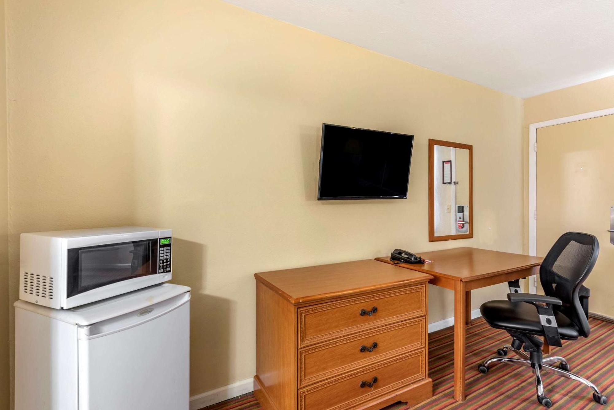 Econo Lodge Erlanger - Cincinnati Airport מראה חיצוני תמונה