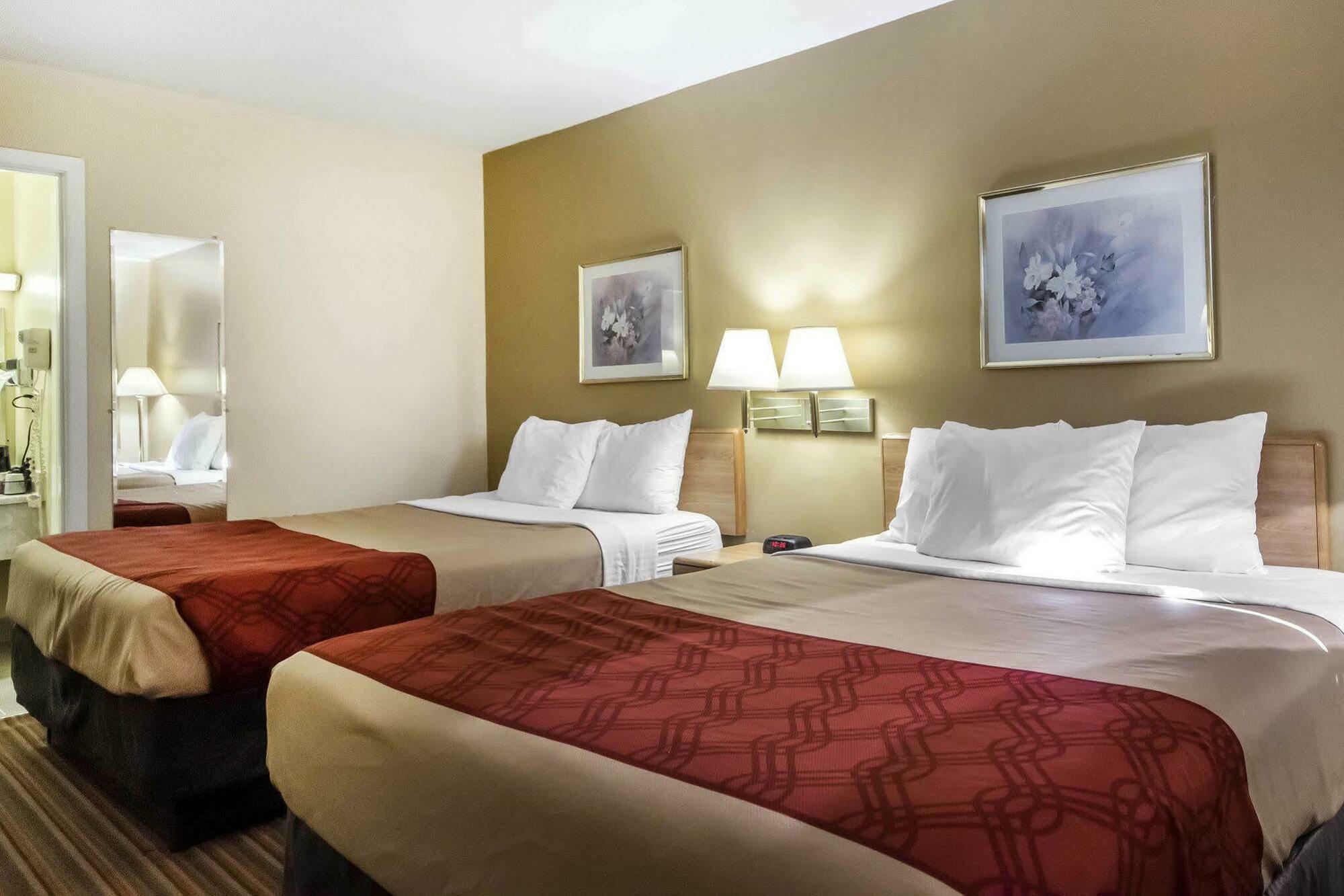 Econo Lodge Erlanger - Cincinnati Airport מראה חיצוני תמונה